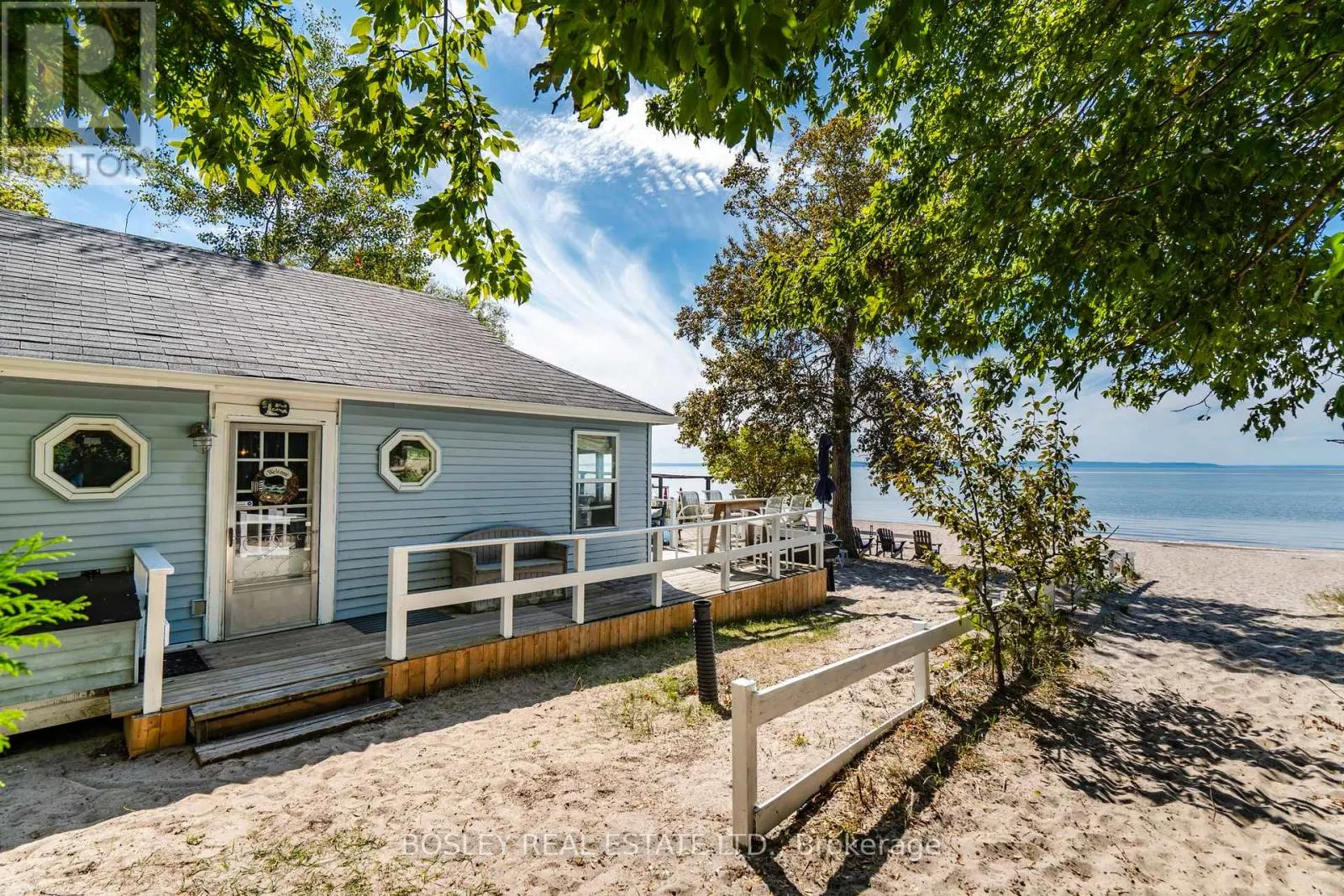 18 TINY BEACHES ROAD S