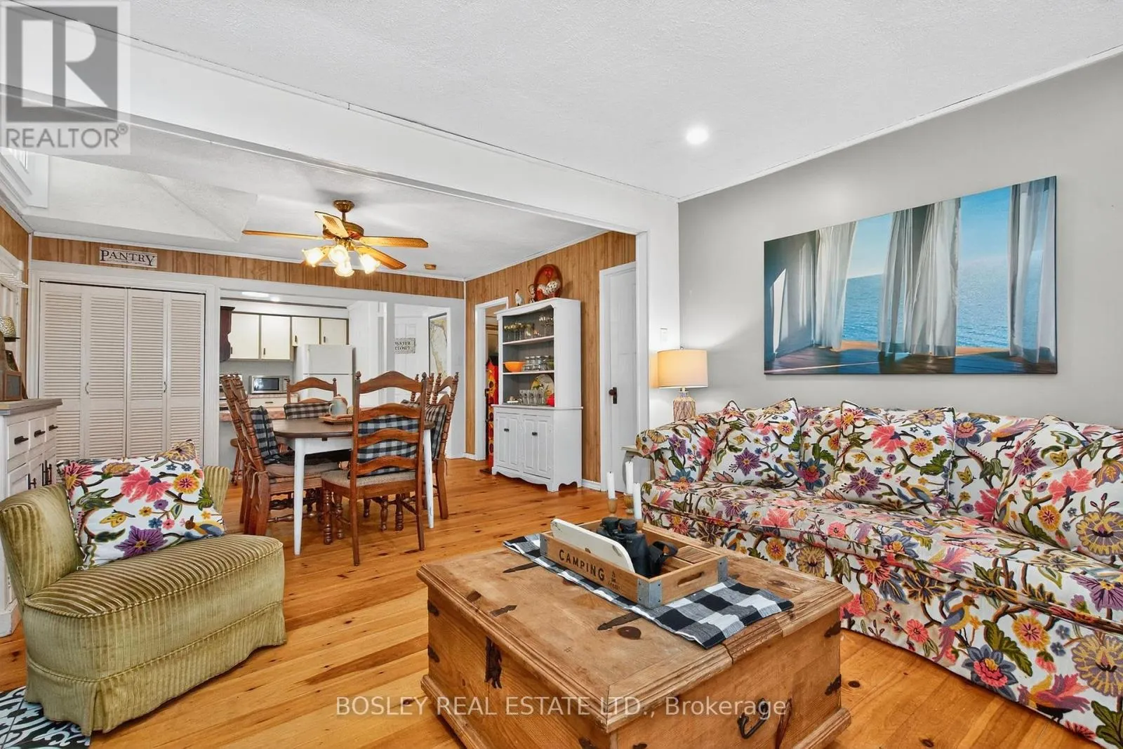 18 TINY BEACHES ROAD S
