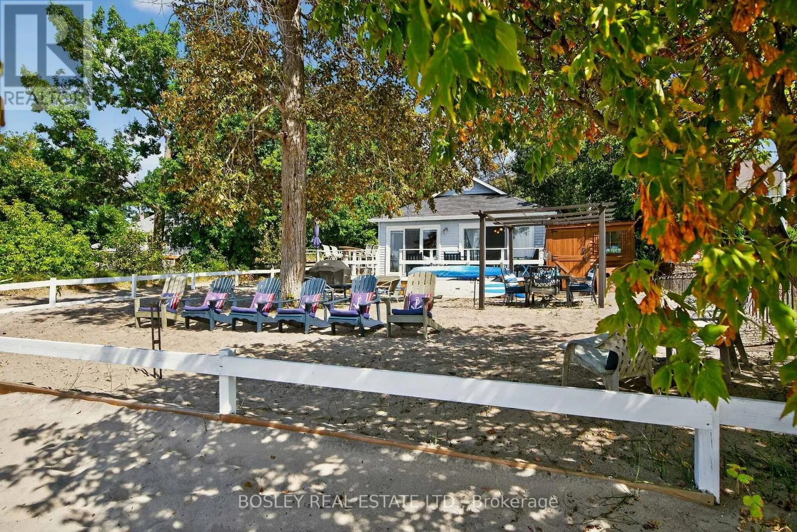 18 TINY BEACHES ROAD S