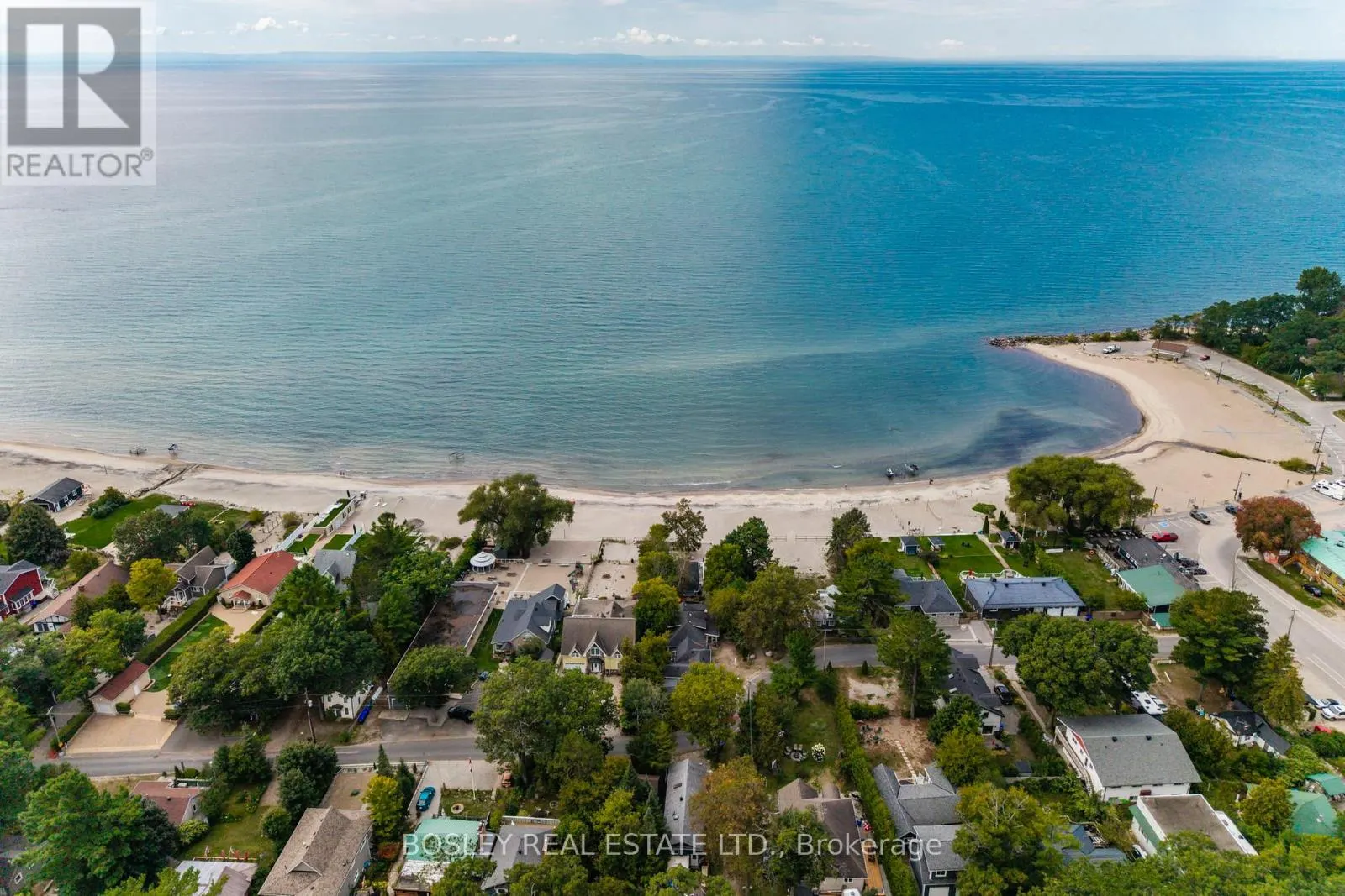 18 TINY BEACHES ROAD S