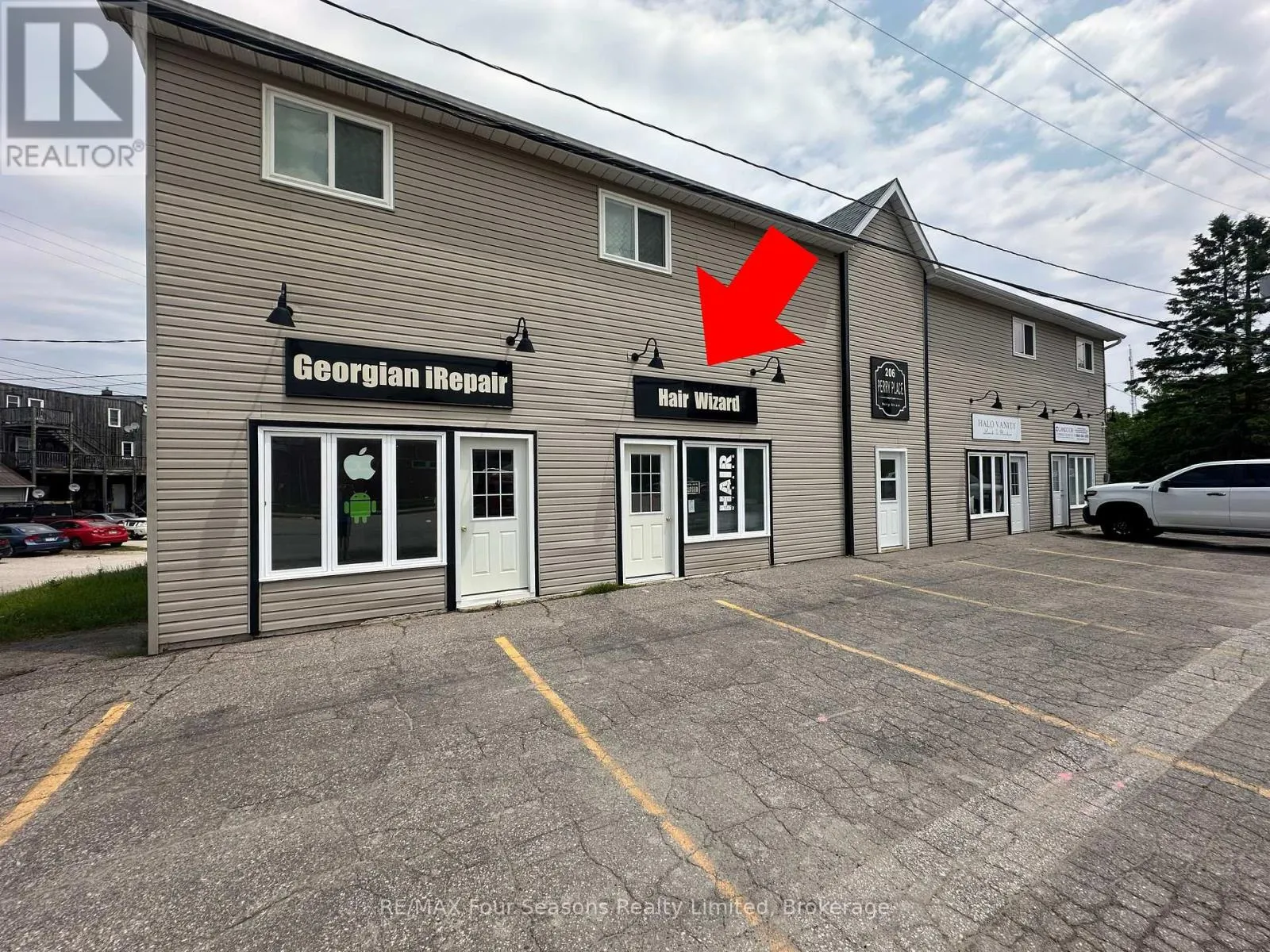 C2 - 206 PERRY STREET, #C2