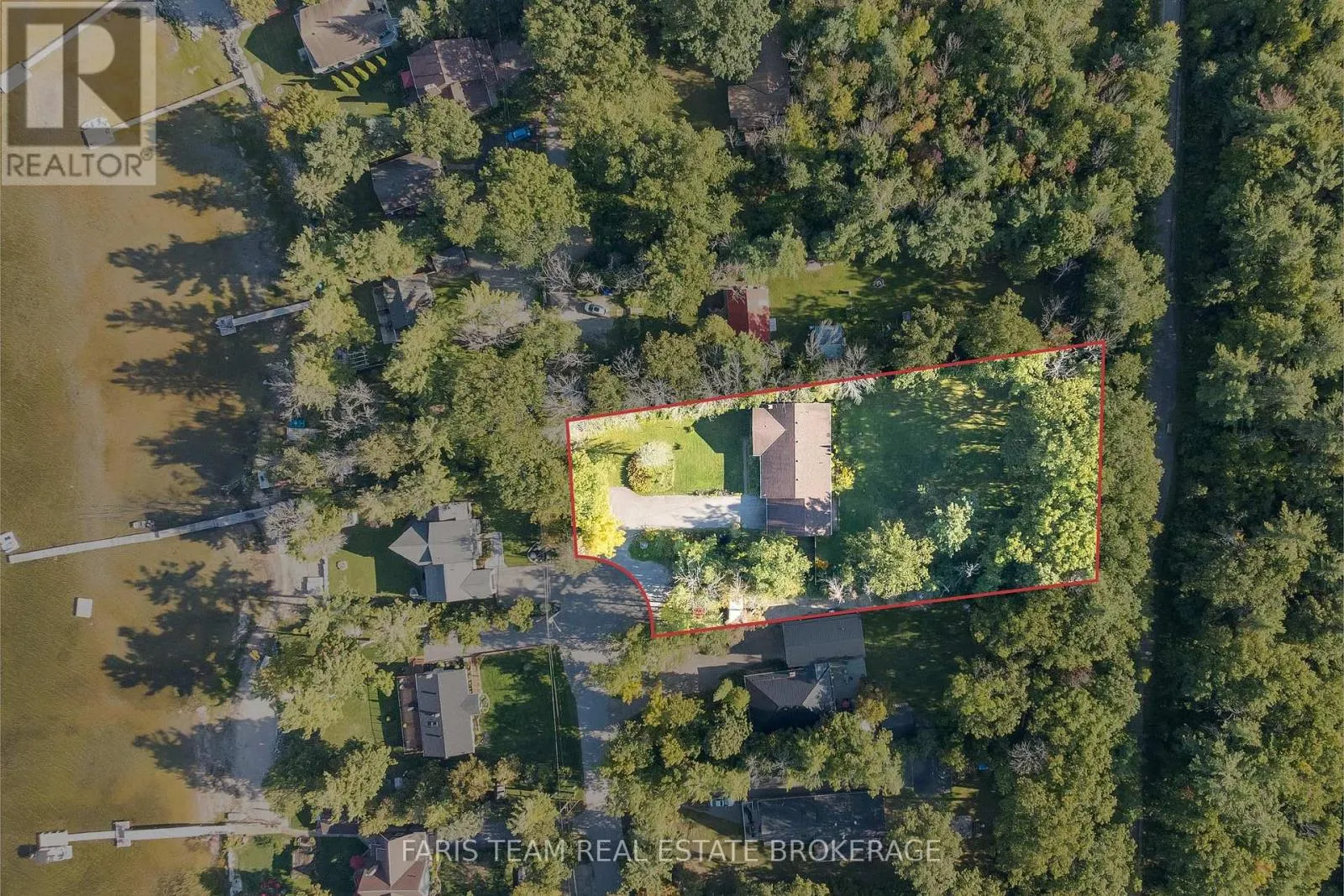 2 BAYSIDE AVENUE