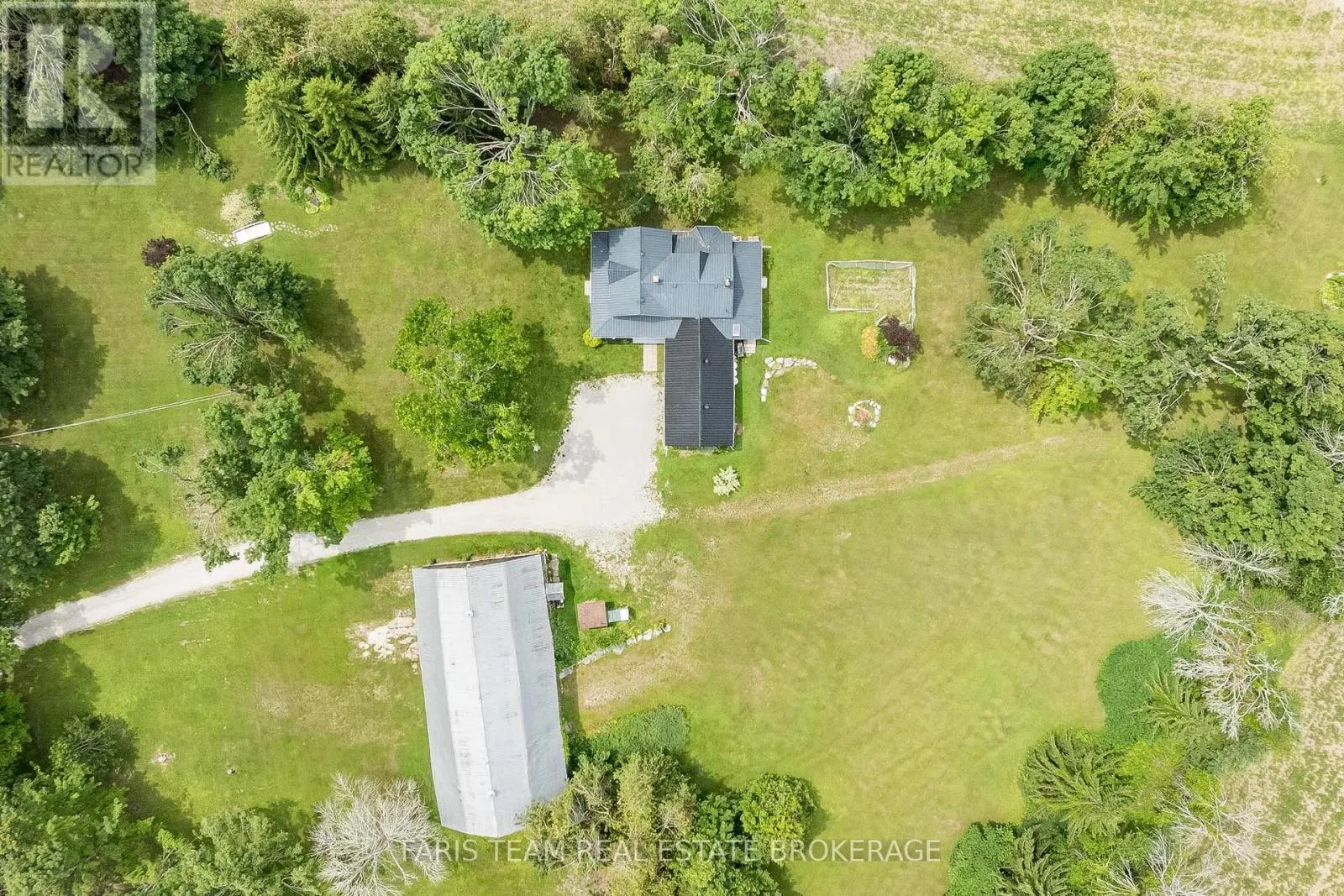 2462 RIDGE ROAD E