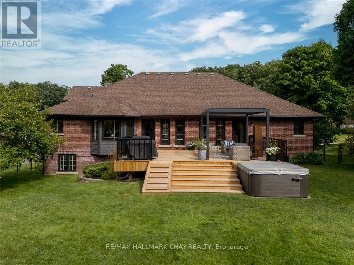 32 FOREST HILL DRIVE