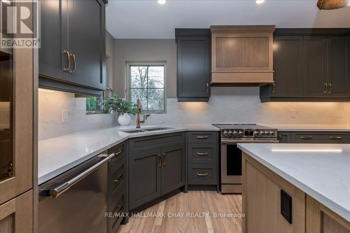 32 FOREST HILL DRIVE