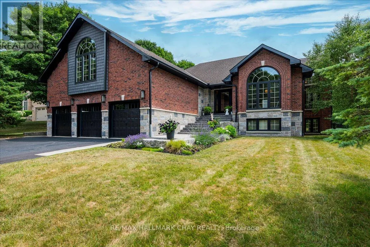 32 FOREST HILL DRIVE