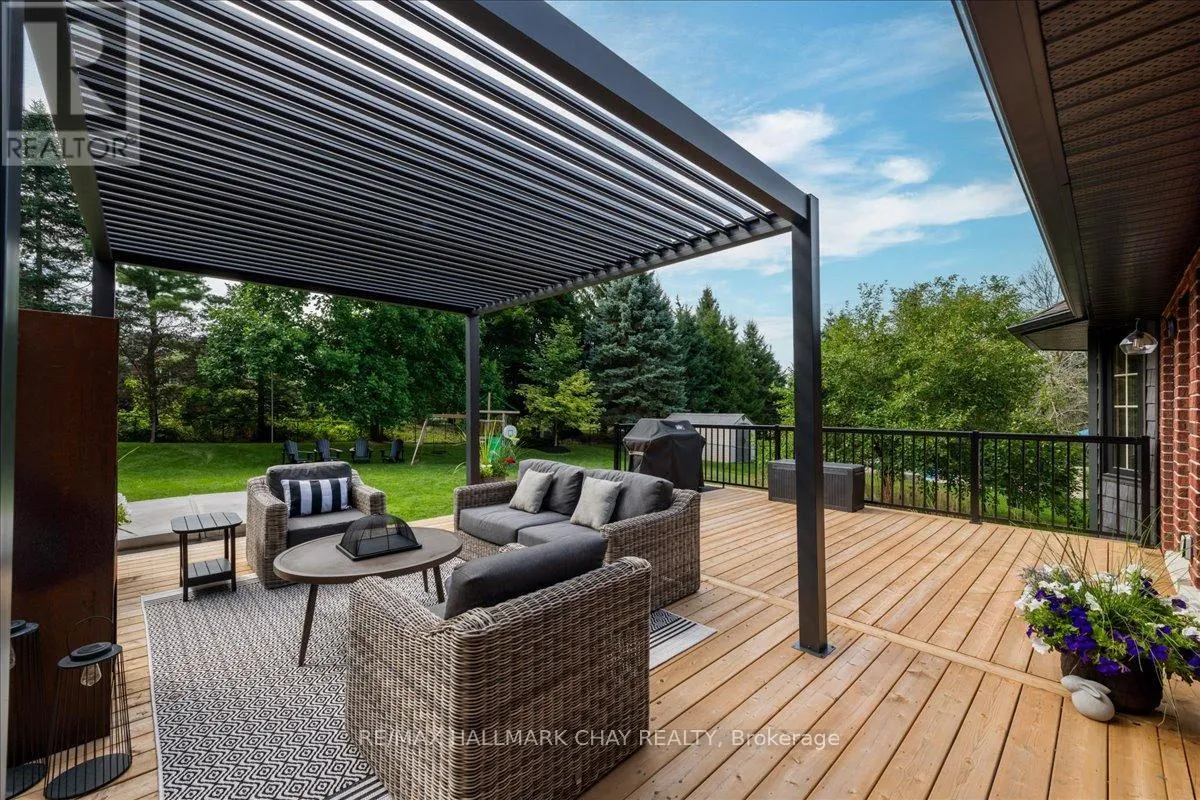 32 FOREST HILL DRIVE