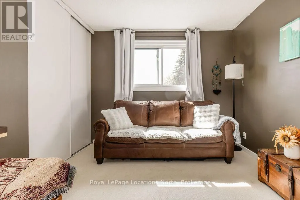 76 COURTICE CRESCENT