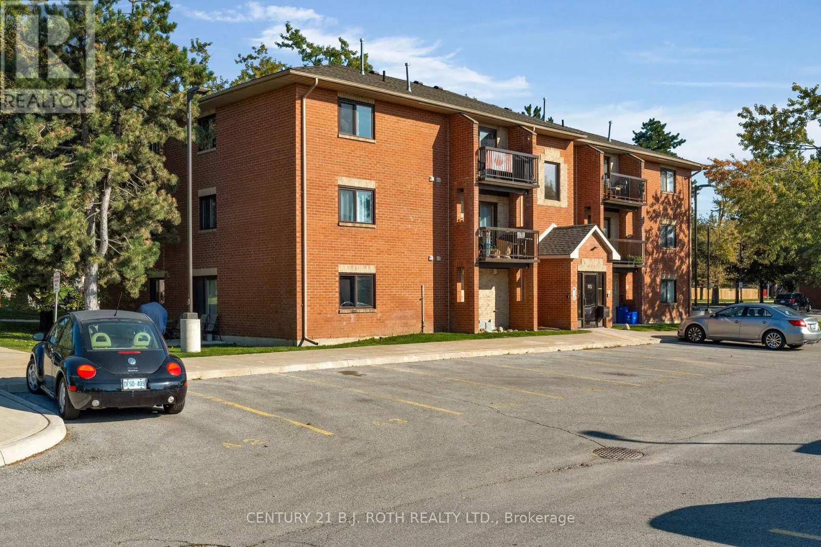 A9 - 175 EDGEHILL DRIVE