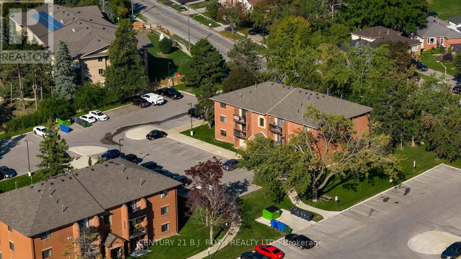 A9 - 175 EDGEHILL DRIVE