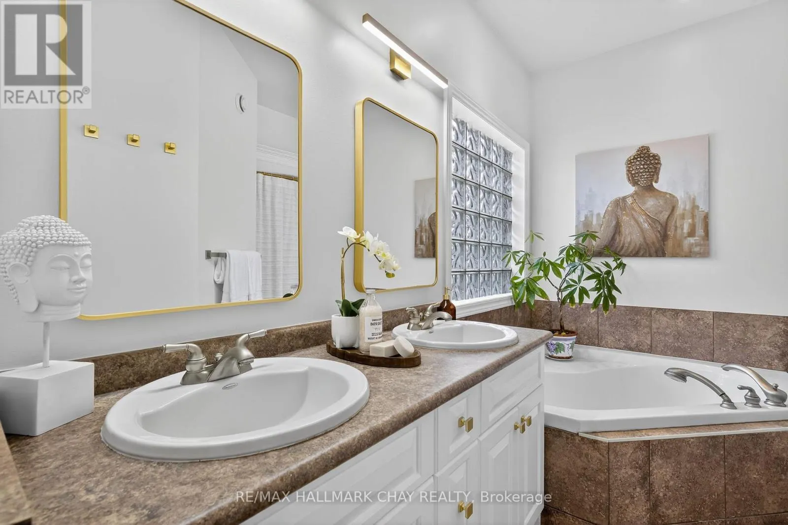 32 WILDWOOD TRAIL