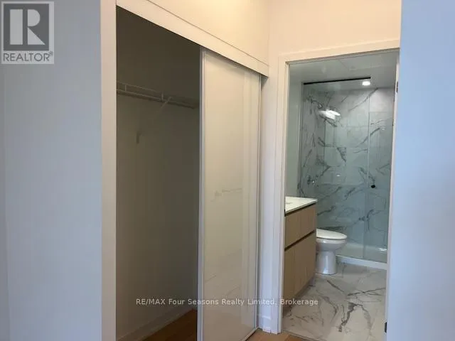 226 - 31 HURON STREET, #226