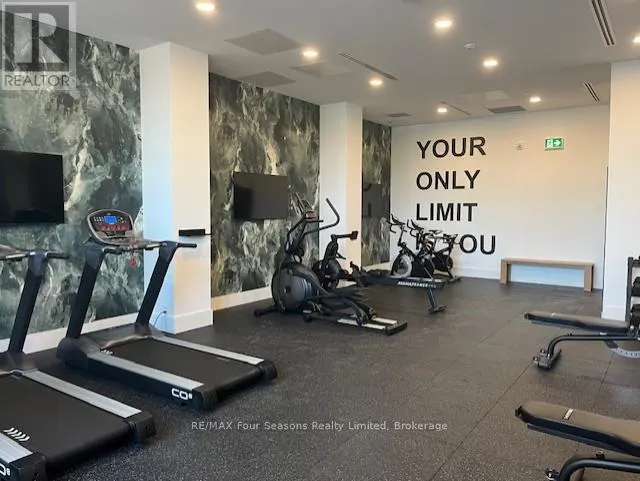 226 - 31 HURON STREET, #226