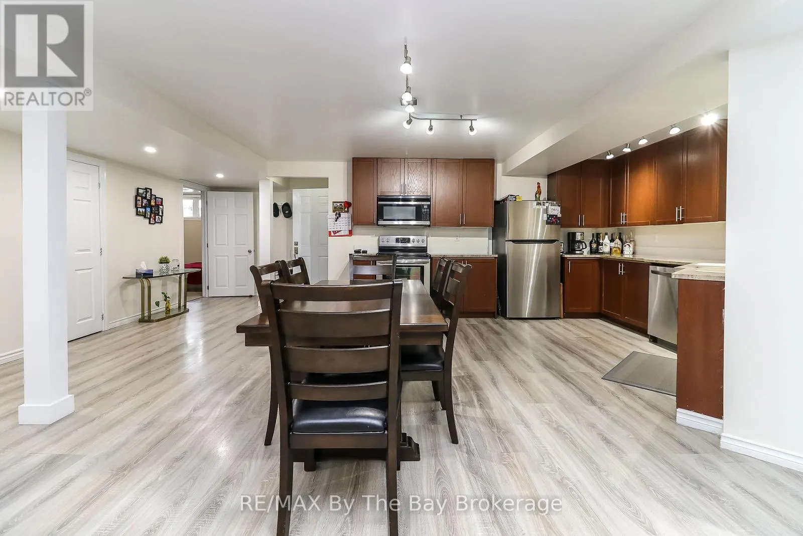37 WALNUT DRIVE