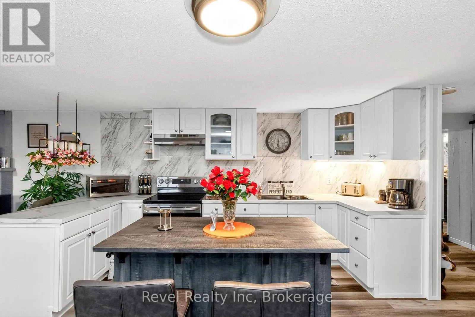 10 JAMIESON CRESCENT