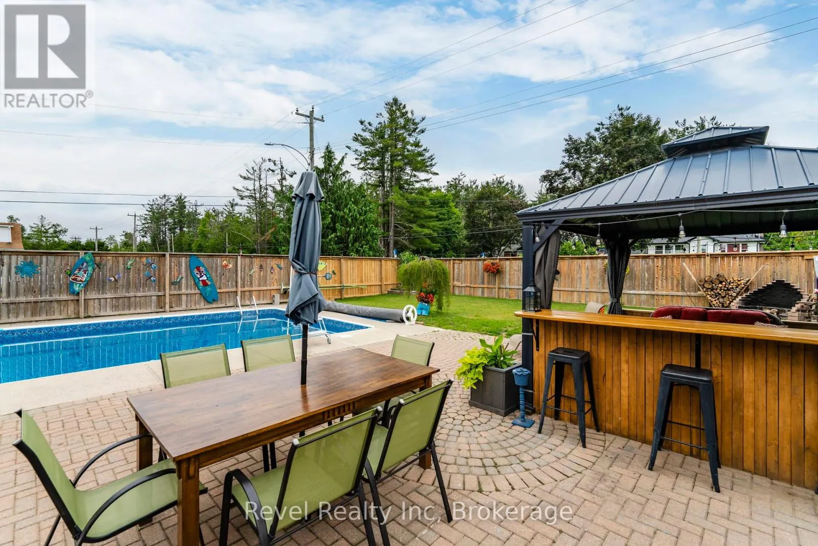 10 JAMIESON CRESCENT