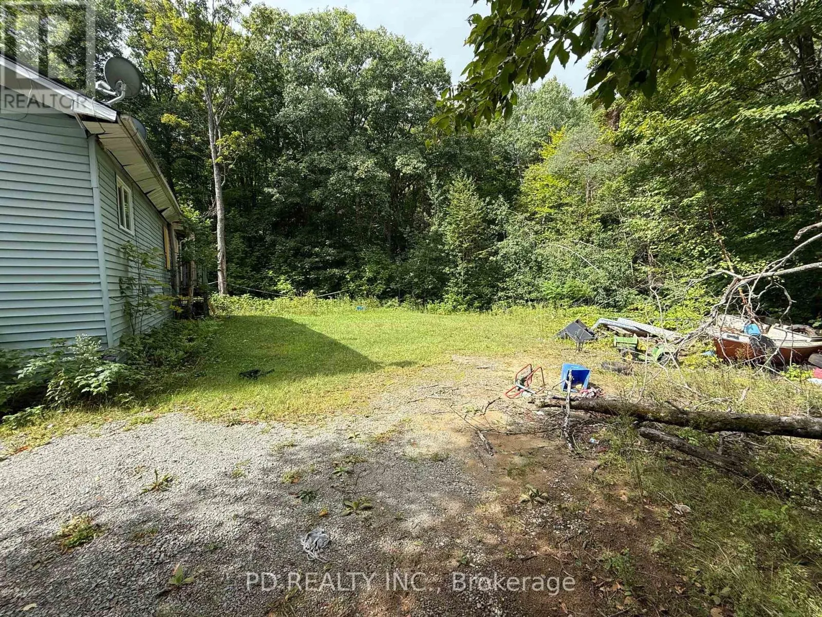 162 FARLAIN LAKE ROAD W