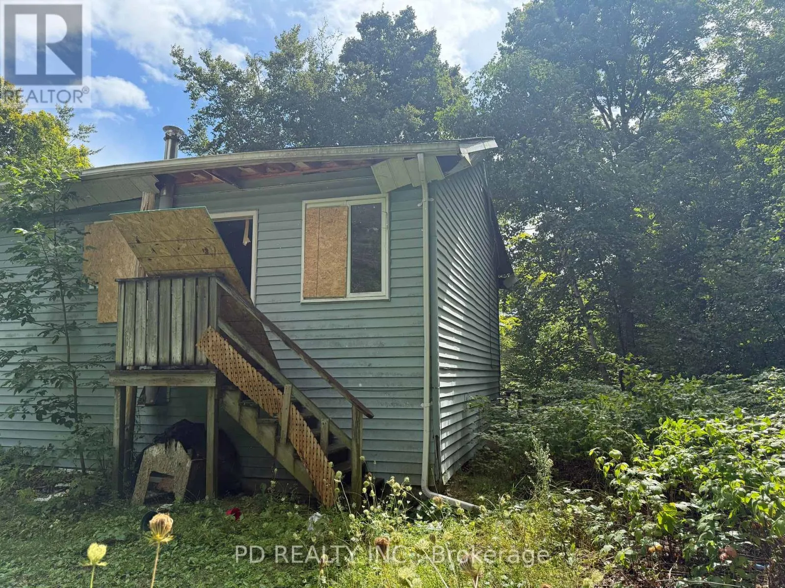 162 FARLAIN LAKE ROAD W