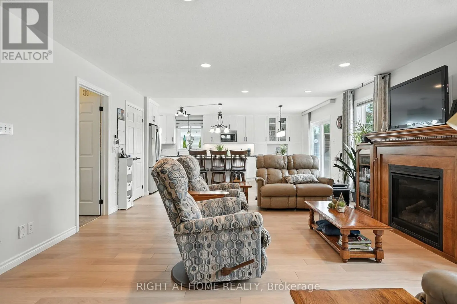 16 O'NEILL CIRCLE
