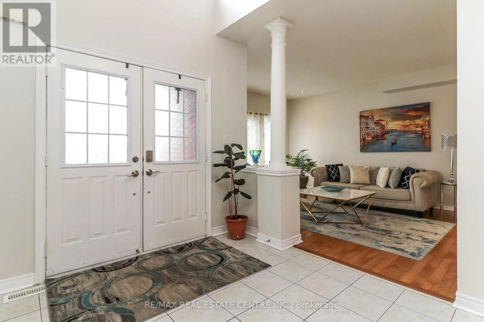 1 SANDRINGHAM DRIVE