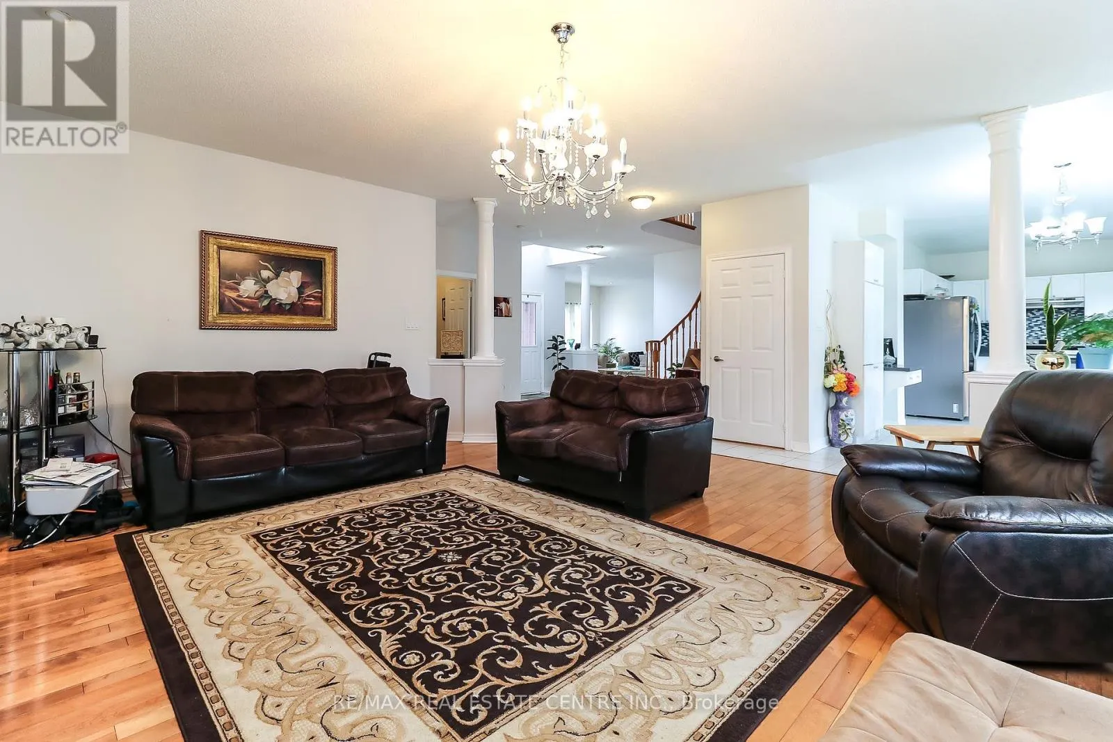 1 SANDRINGHAM DRIVE