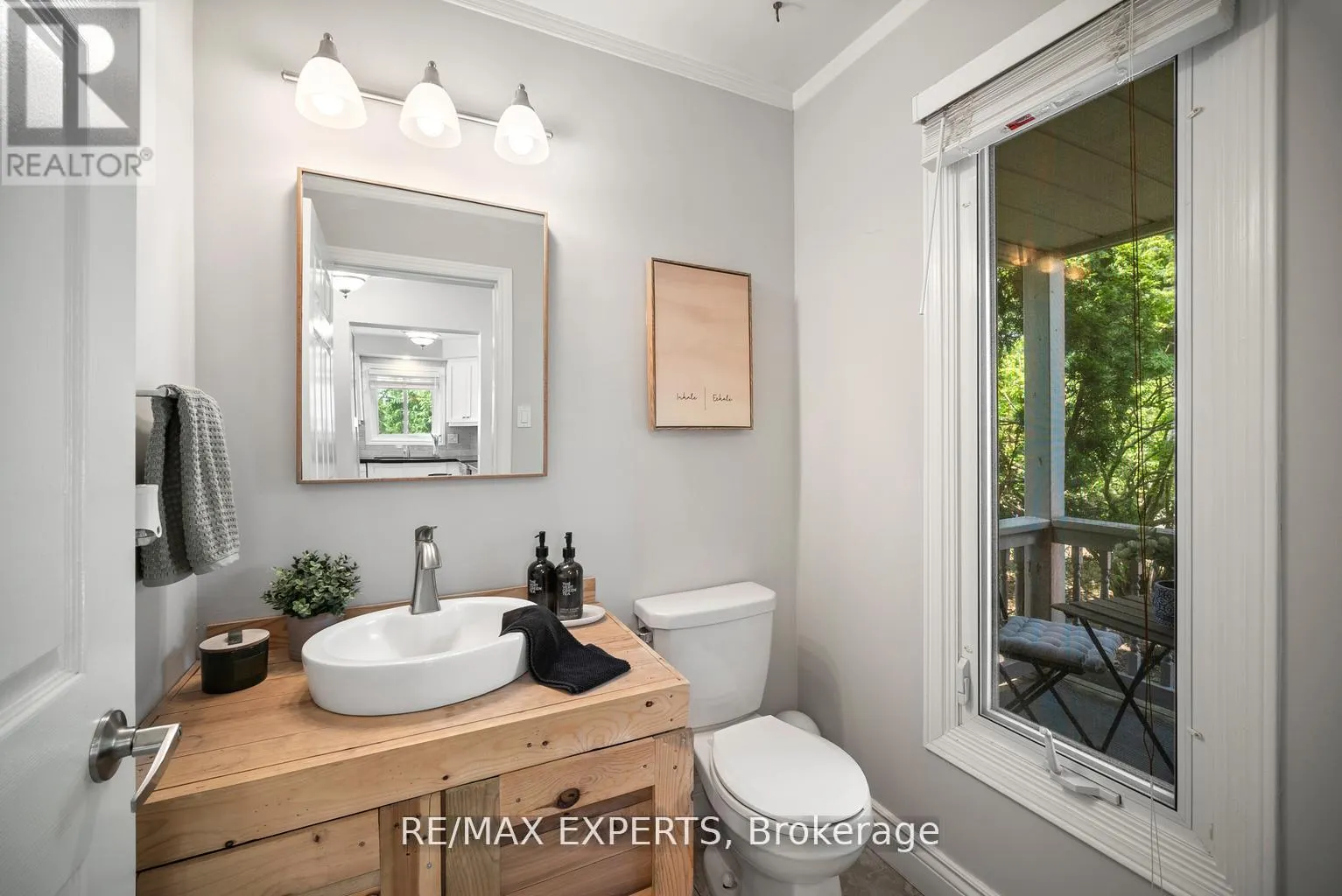 11 PENTON DRIVE