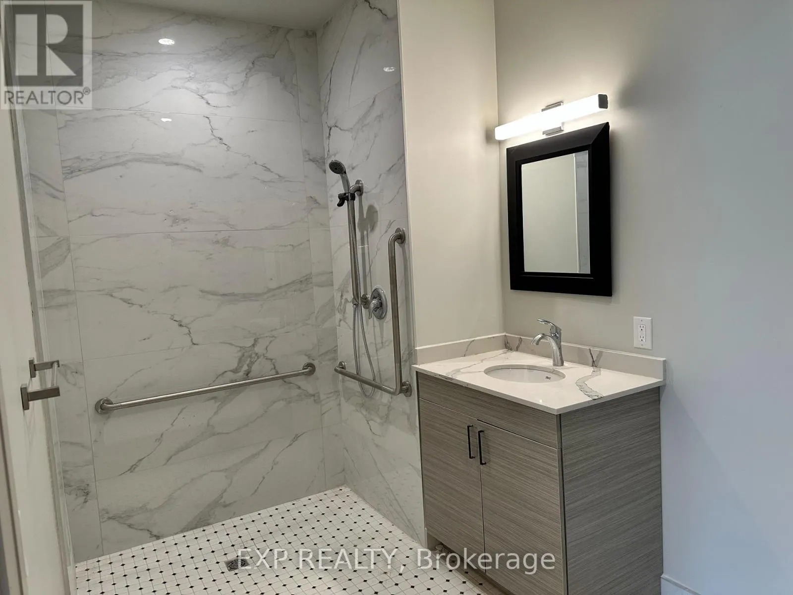 412 - 75 BARRIE ROAD