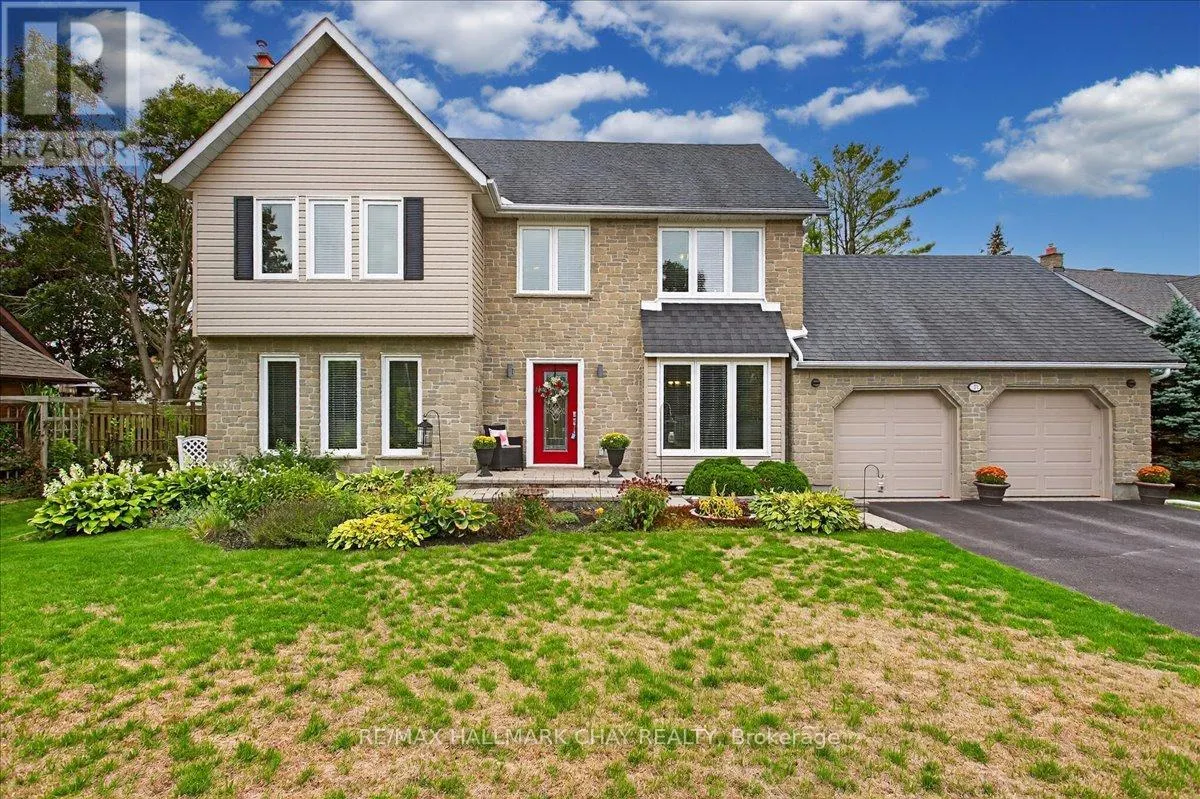 35 HOWARD DRIVE