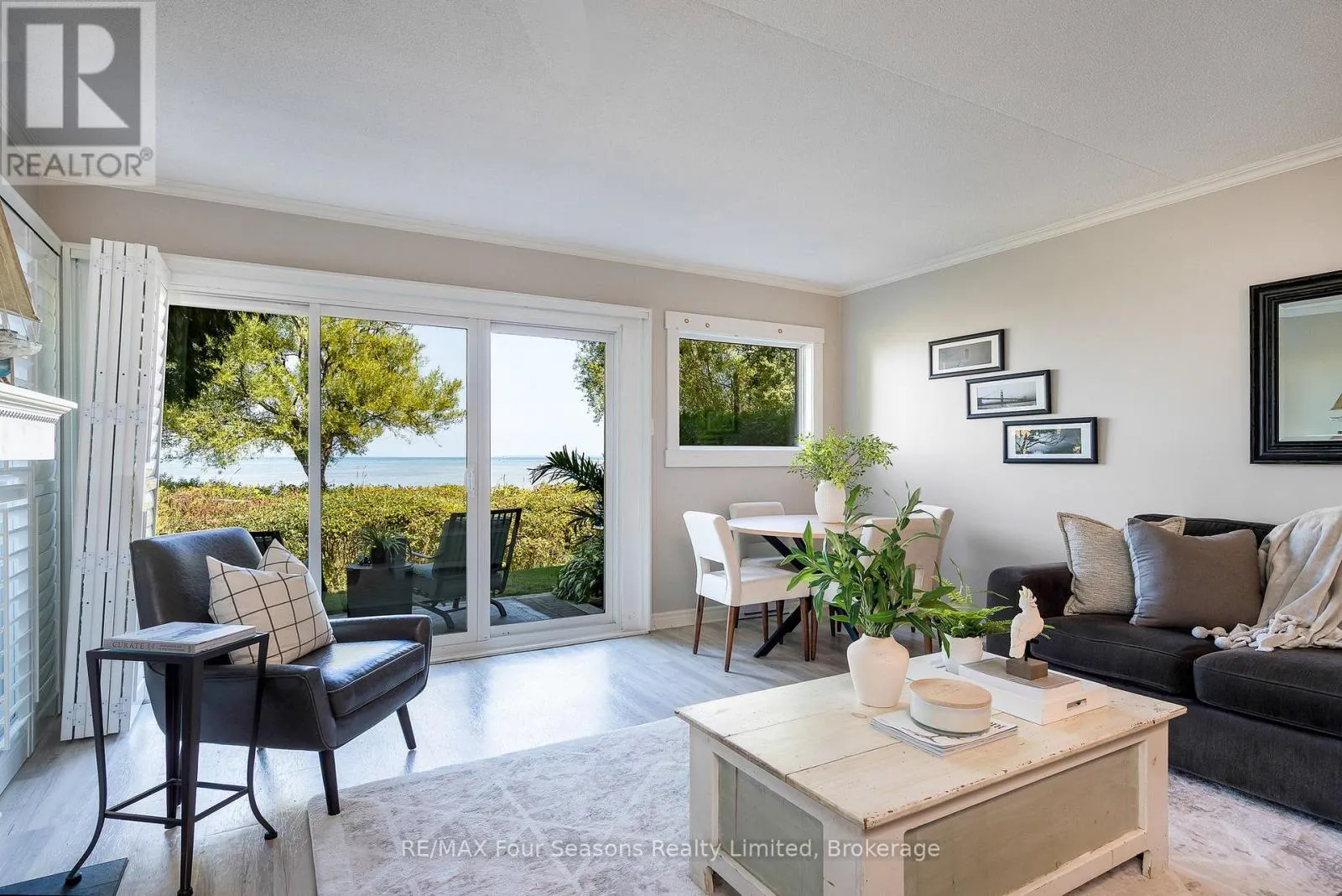 24 - 44 TROTT BOULEVARD S, #24