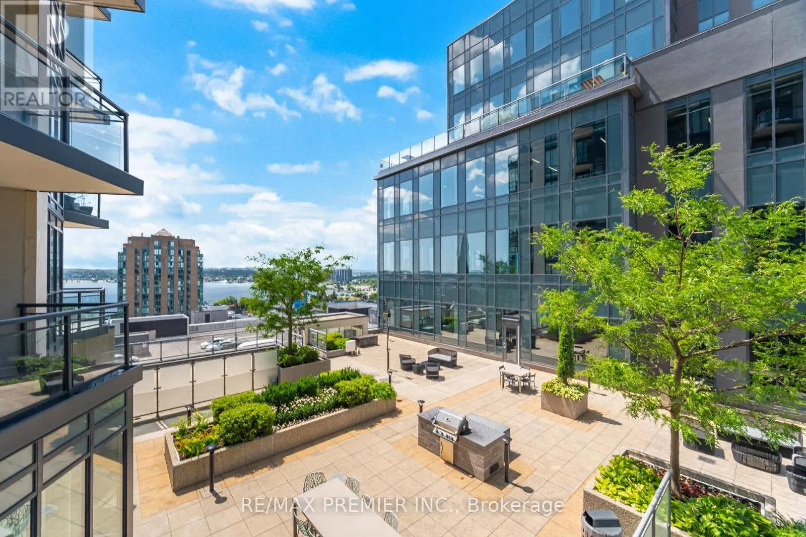 401 - 111 WORSLEY STREET