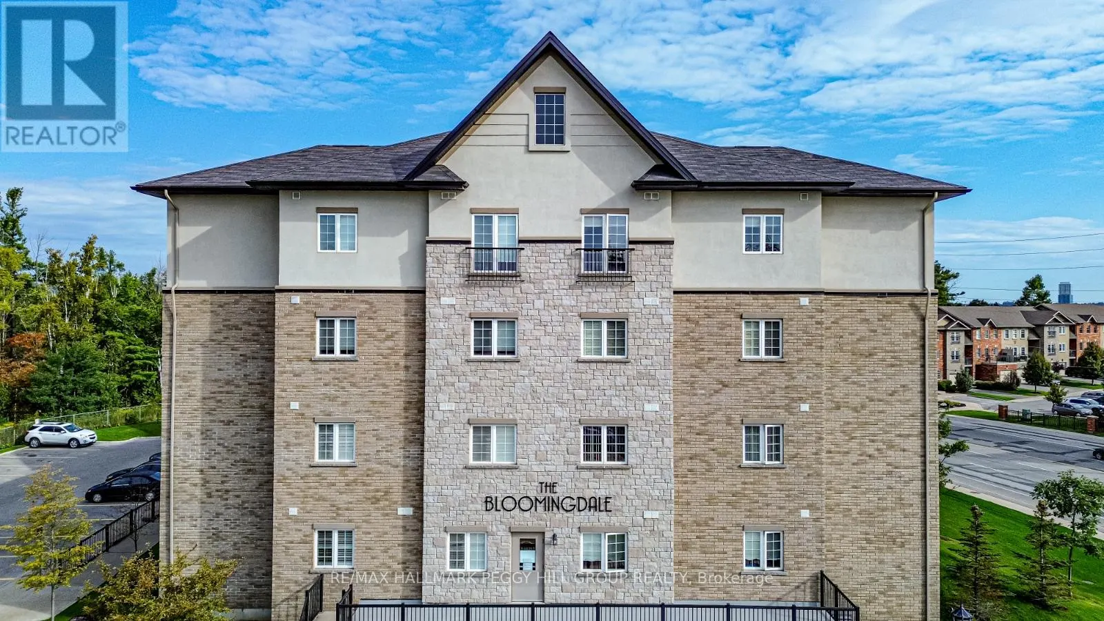 402 - 40 FERNDALE DRIVE S