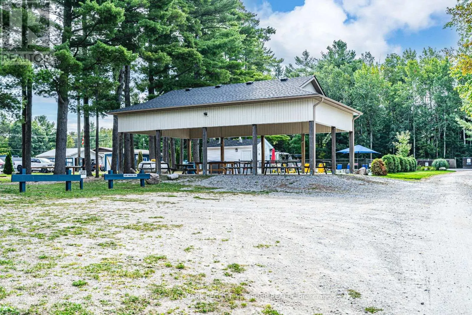 35 - 4300 CROSSLAND ROAD