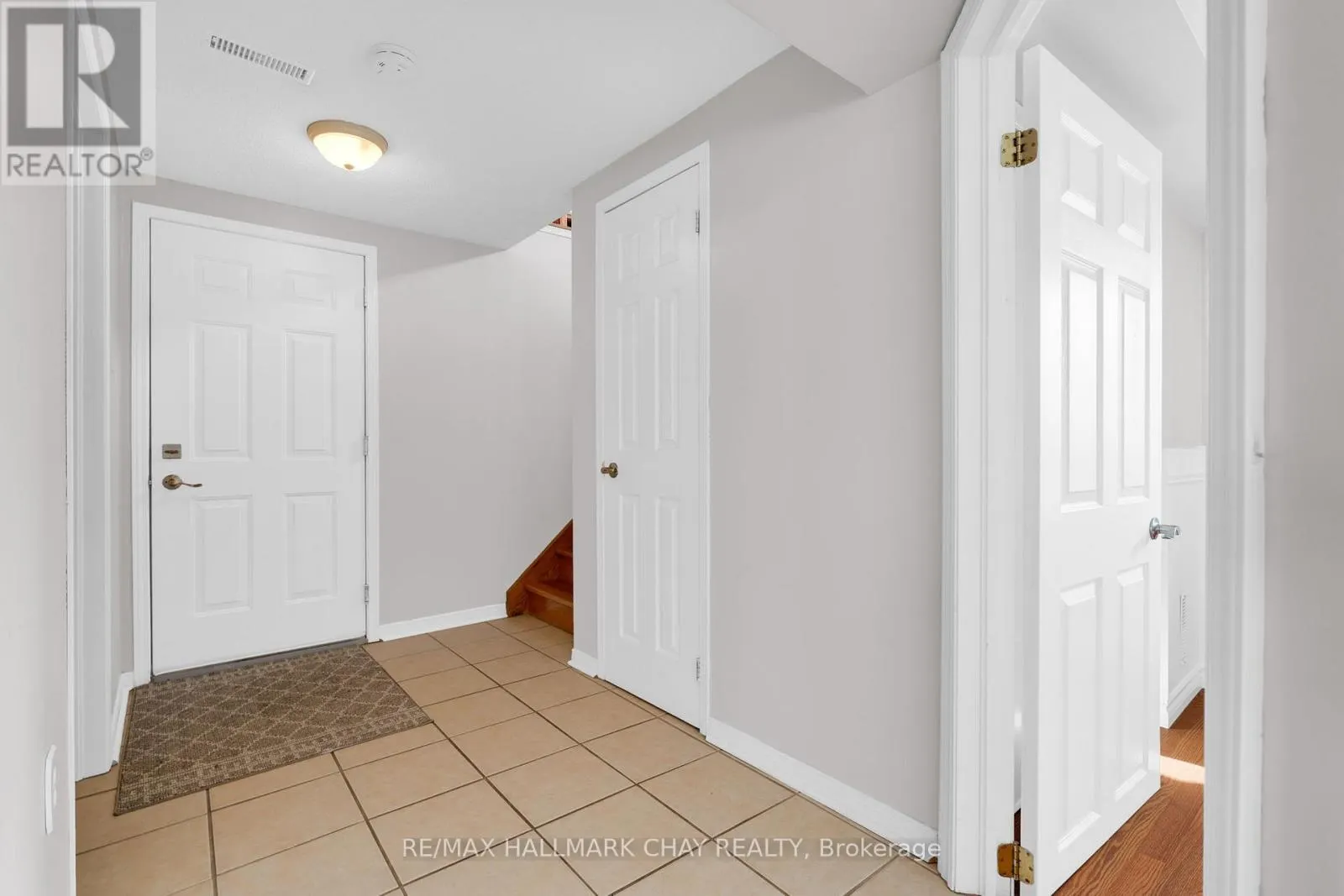166 COUNTRY LANE