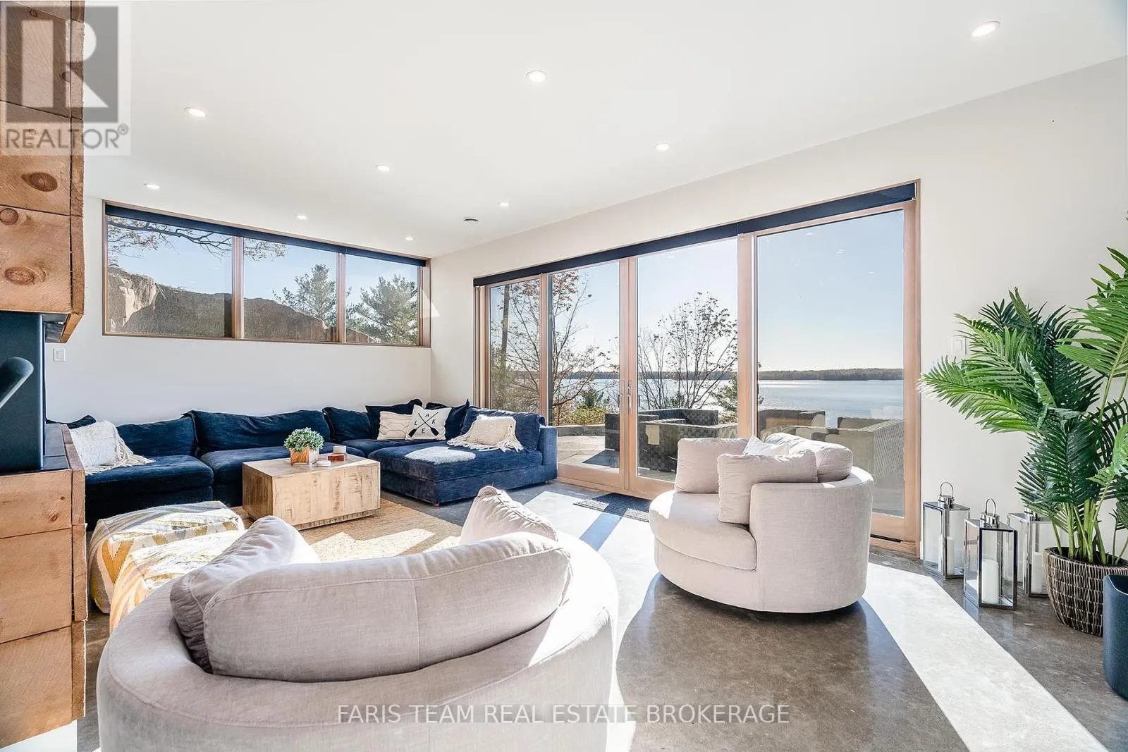 3886 EAST SHORE ROAD