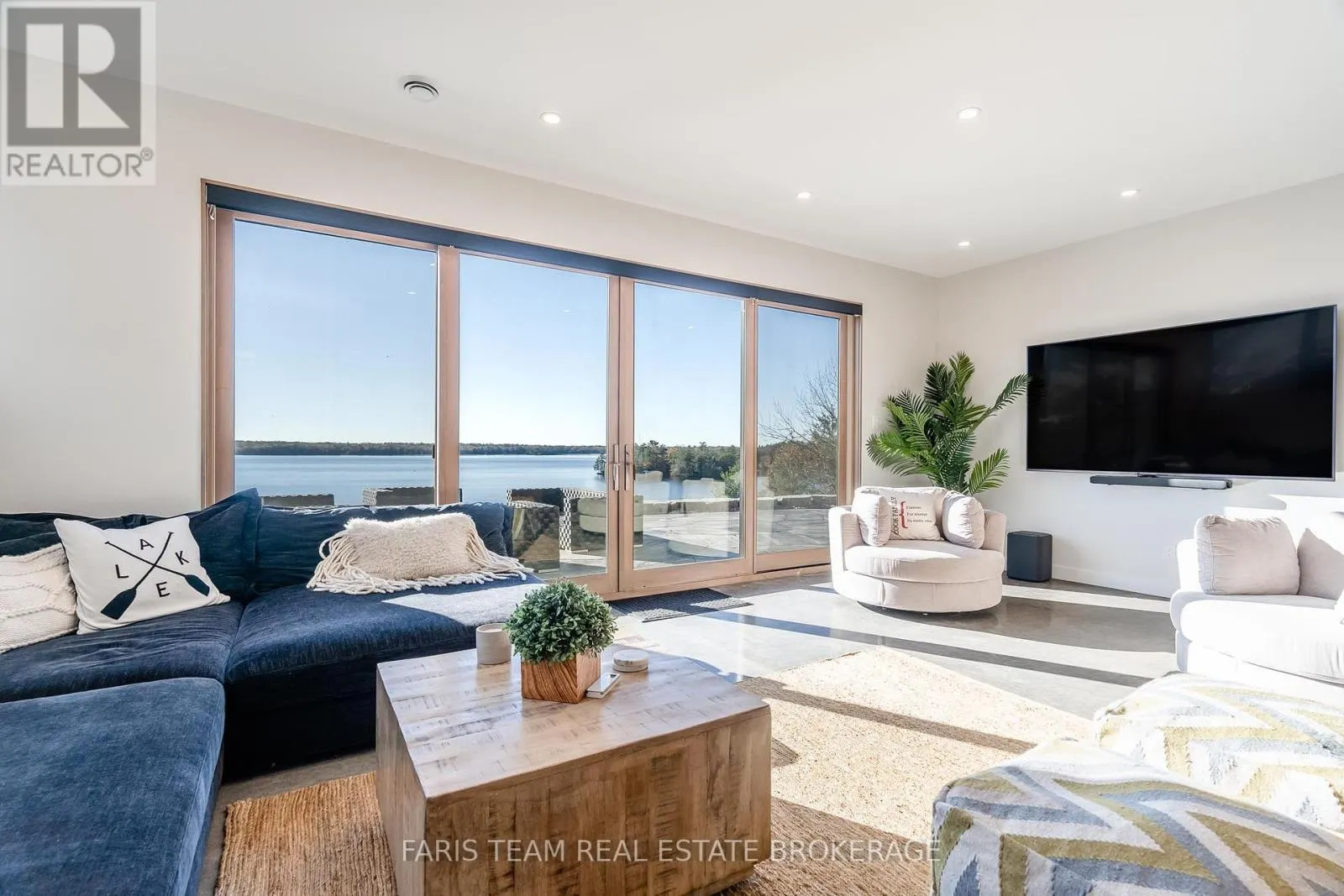 3886 EAST SHORE ROAD