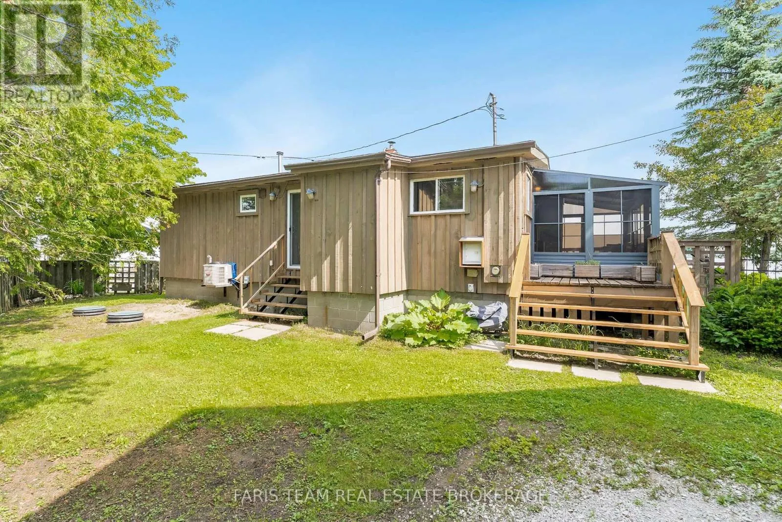 4 SCHOONER LANE