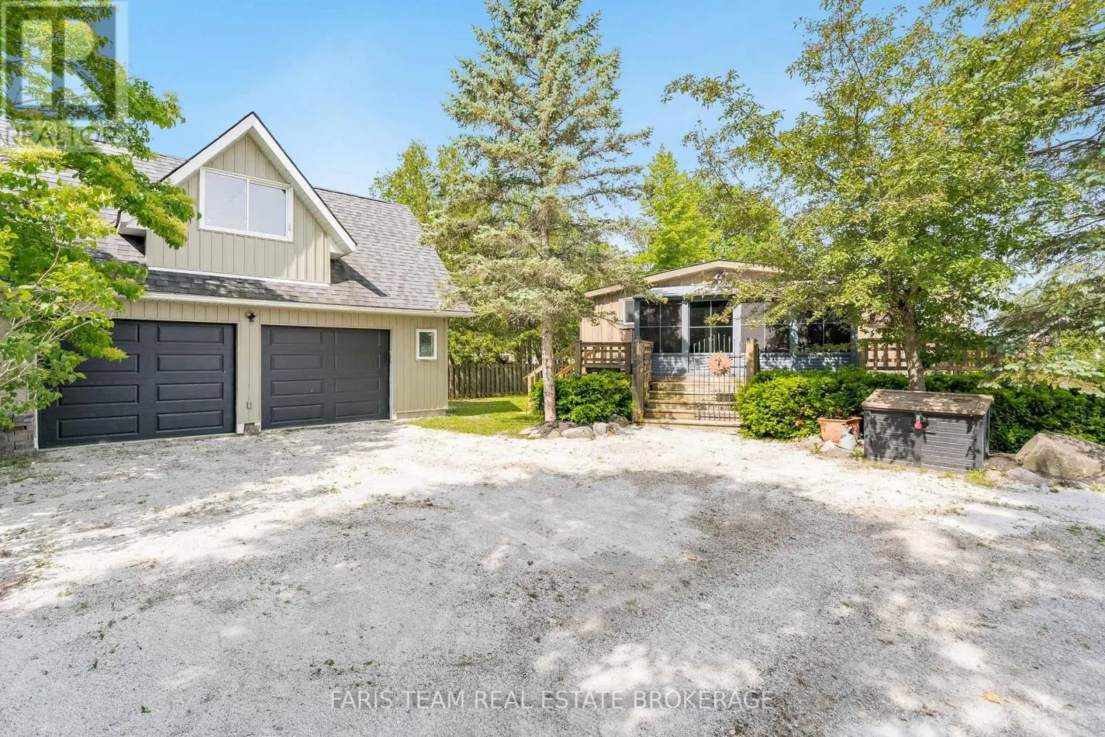 4 SCHOONER LANE
