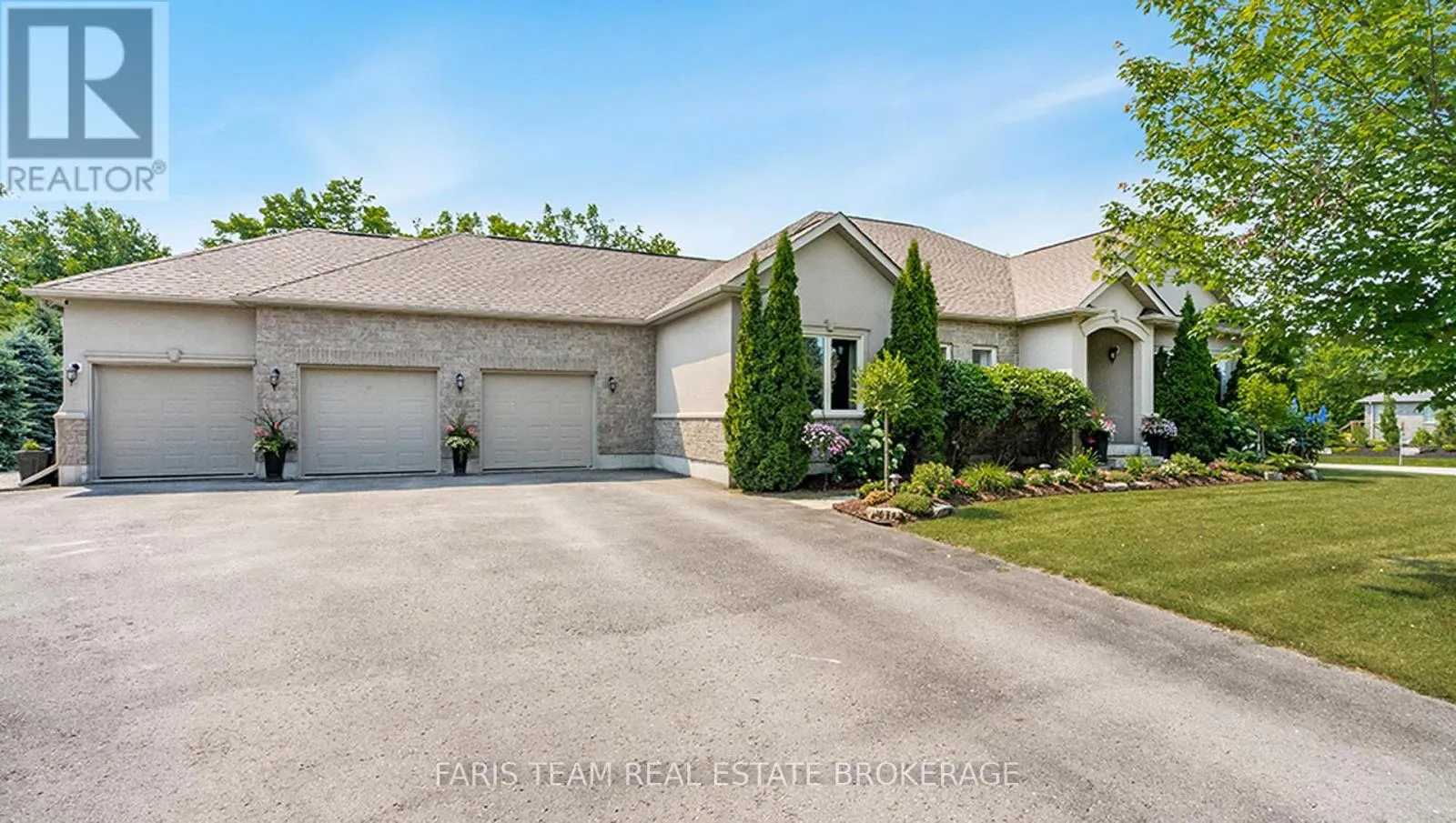 64 RED OAK CRESCENT