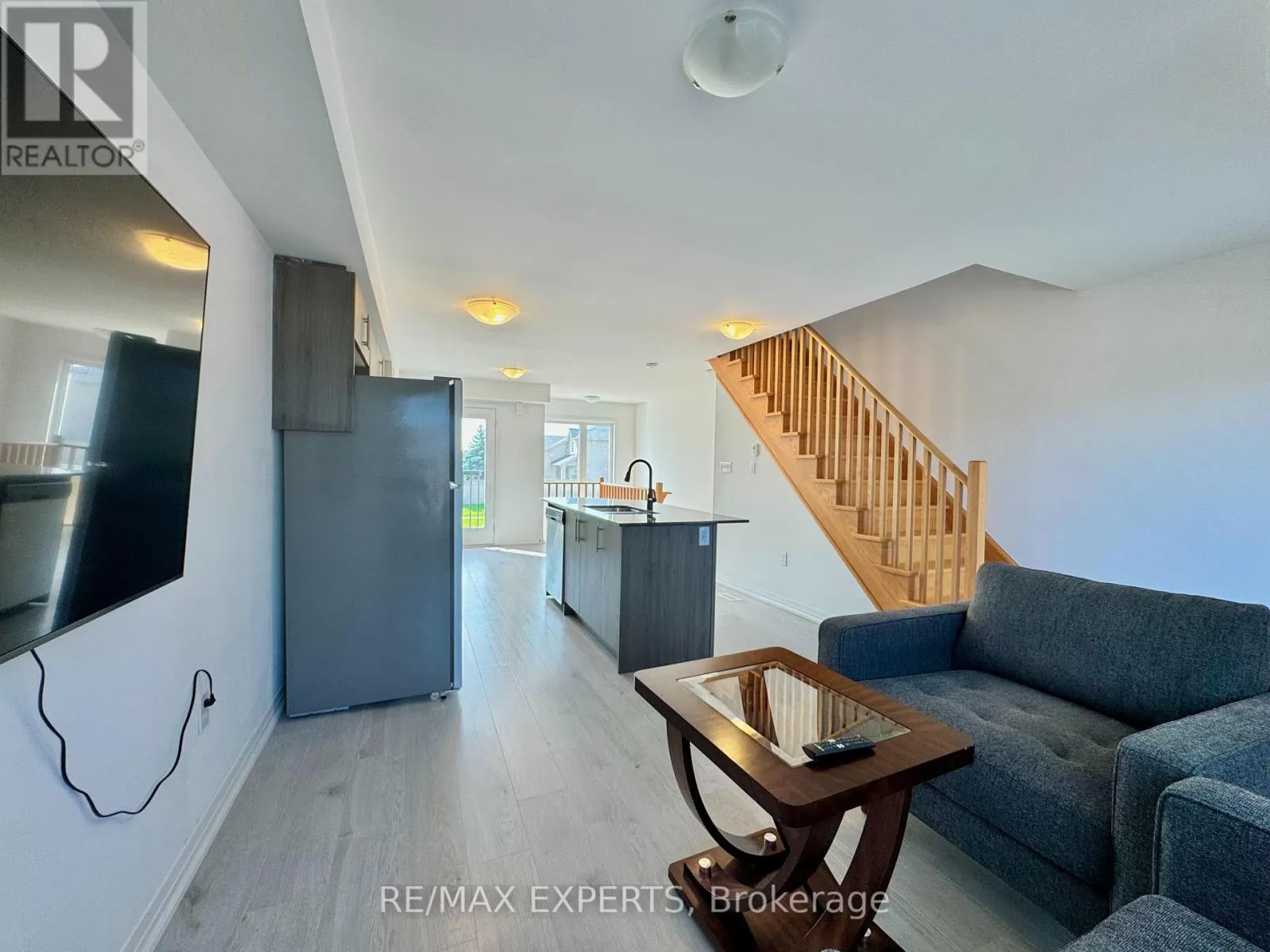 67 FAIRLANE AVENUE