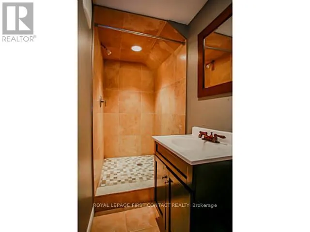 BASEMENT - 9 REDWOOD *LOWER LEVEL* COURT