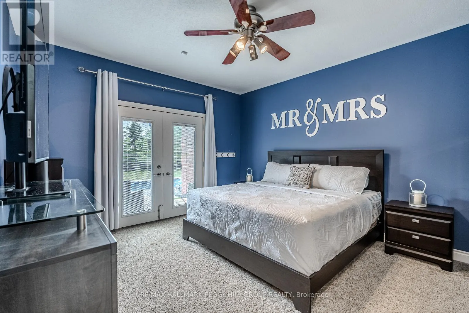 5 MUNRO COURT