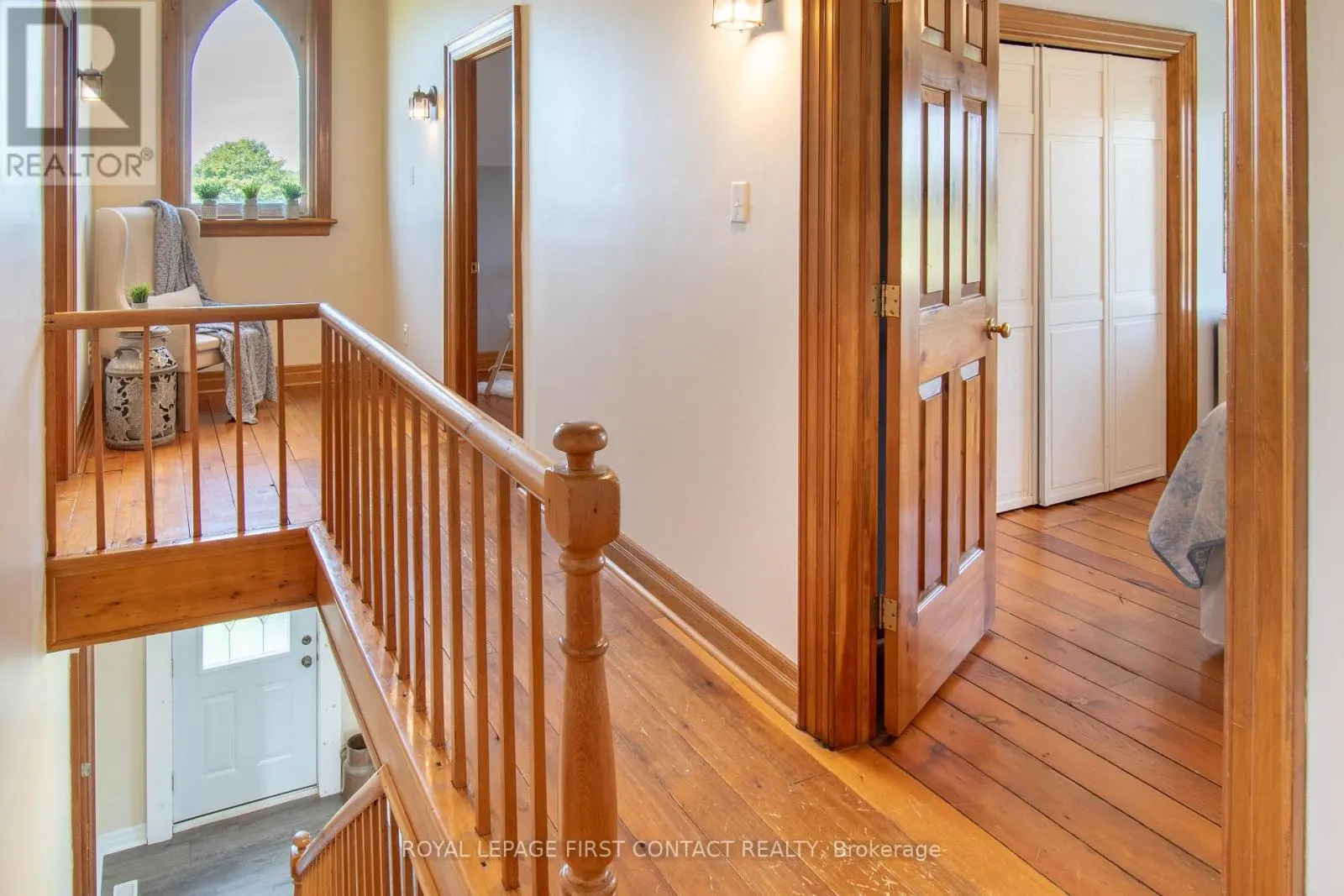 1293 RAINBOW VALLEY ROAD E