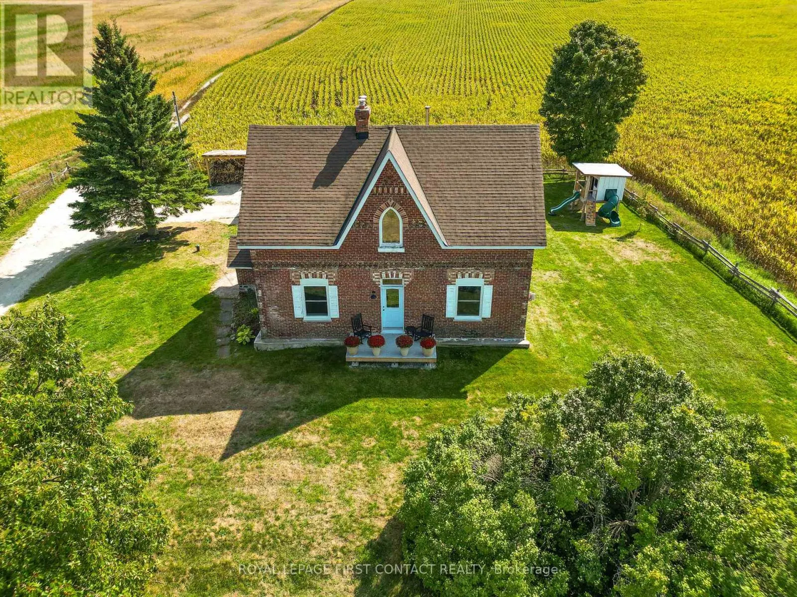 1293 RAINBOW VALLEY ROAD E