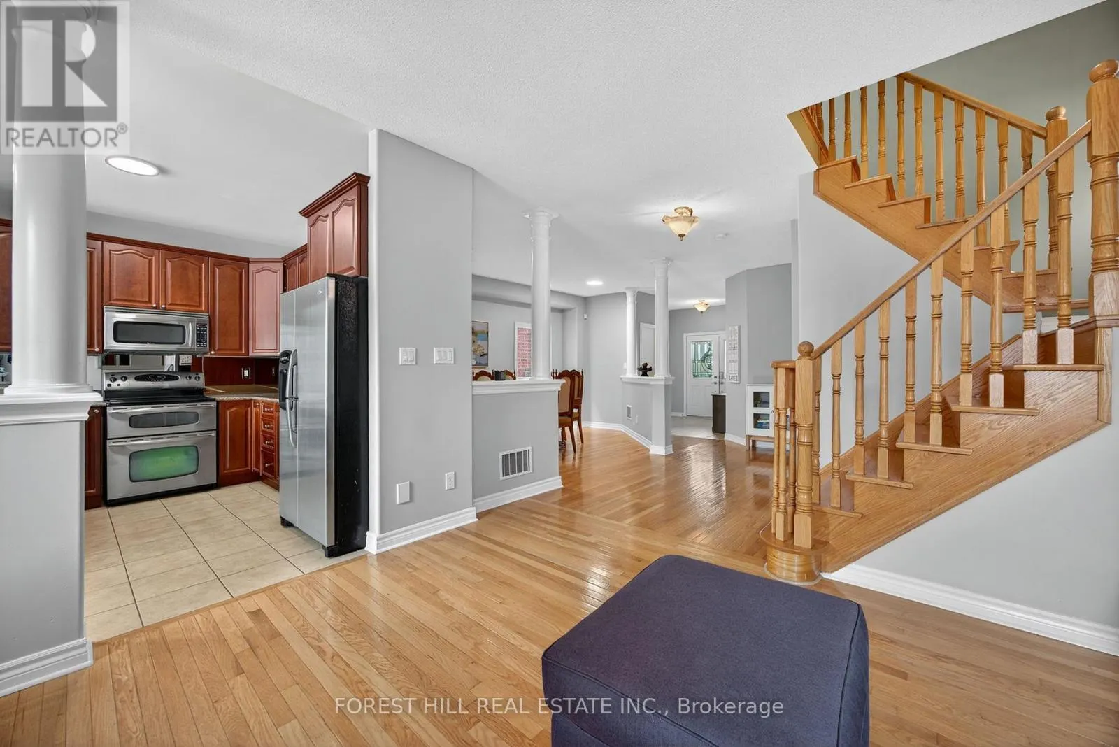 31 CONNAUGHT LANE
