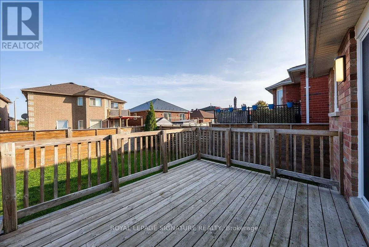 83 SUN KING CRESCENT