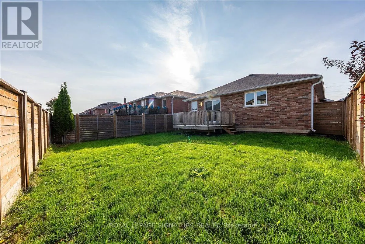 83 SUN KING CRESCENT