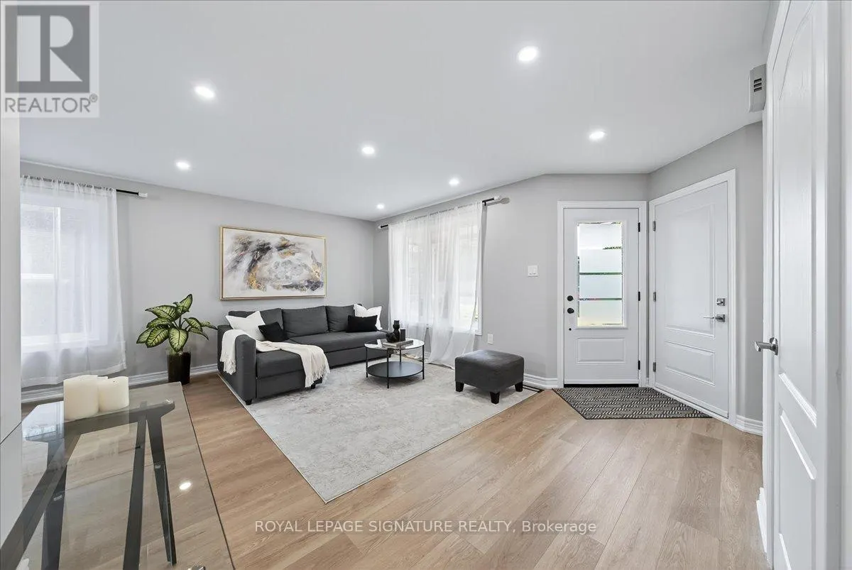 83 SUN KING CRESCENT