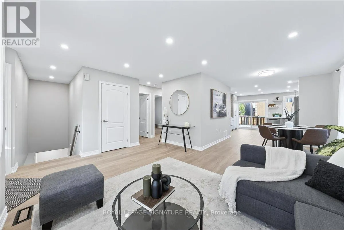 83 SUN KING CRESCENT