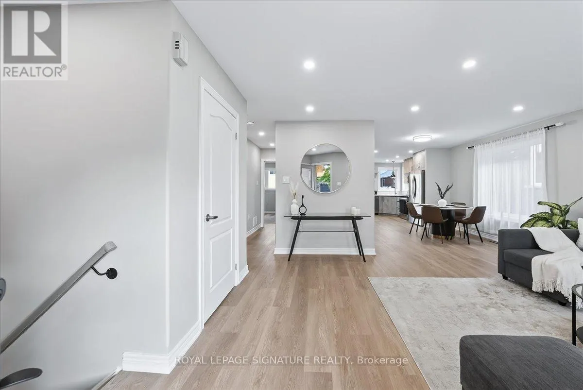 83 SUN KING CRESCENT
