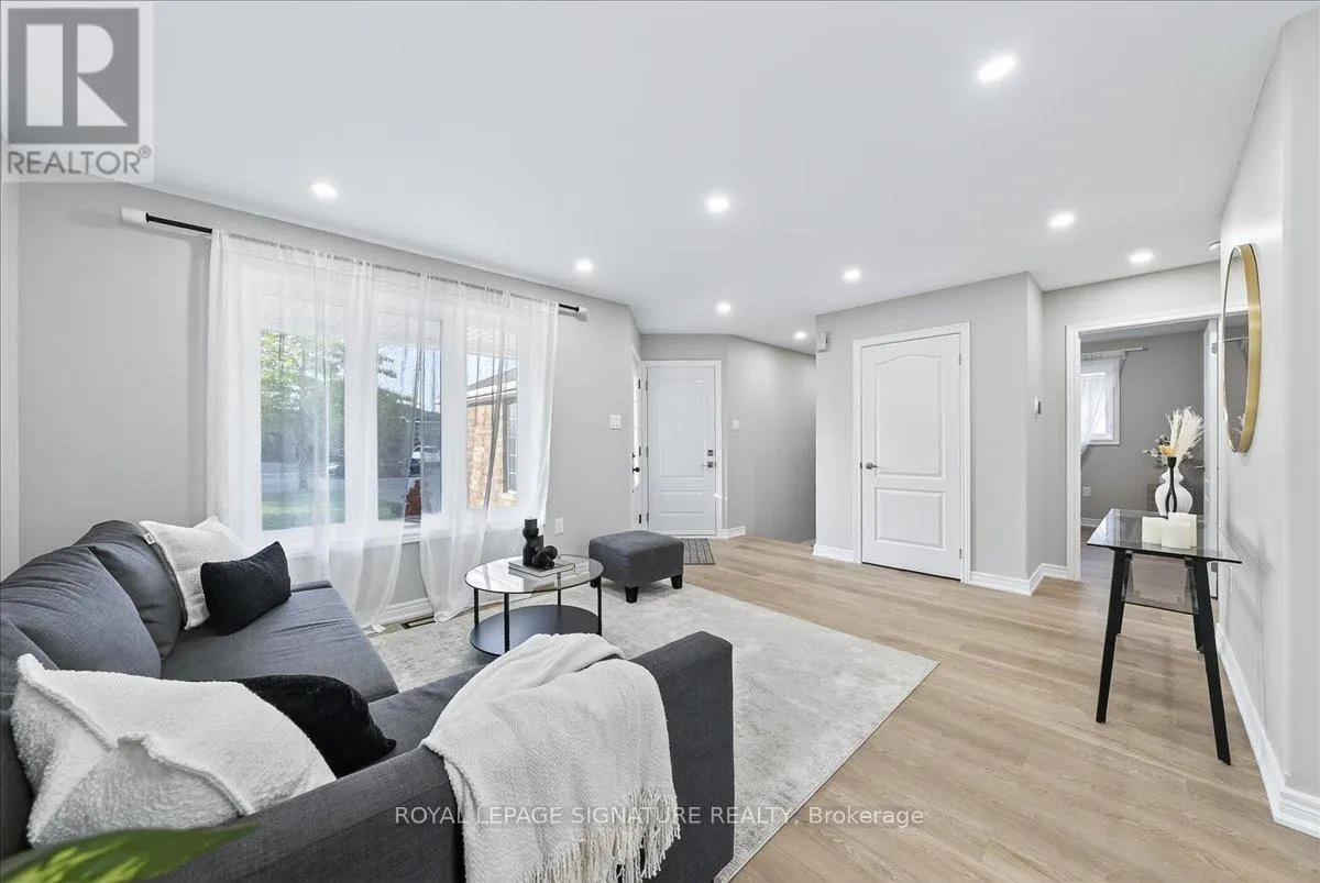 83 SUN KING CRESCENT